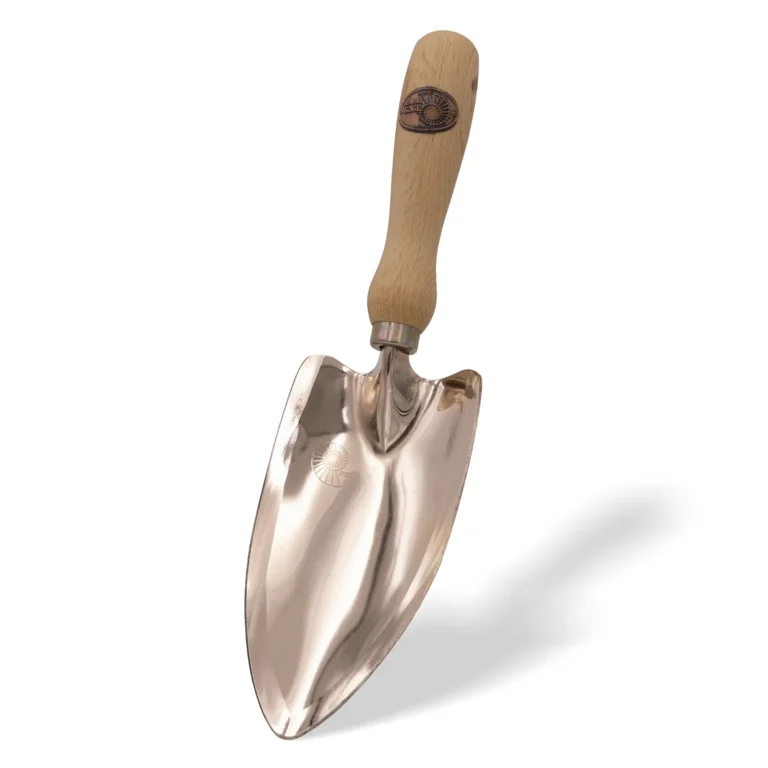 How Many Trowels Do You Need To Buy